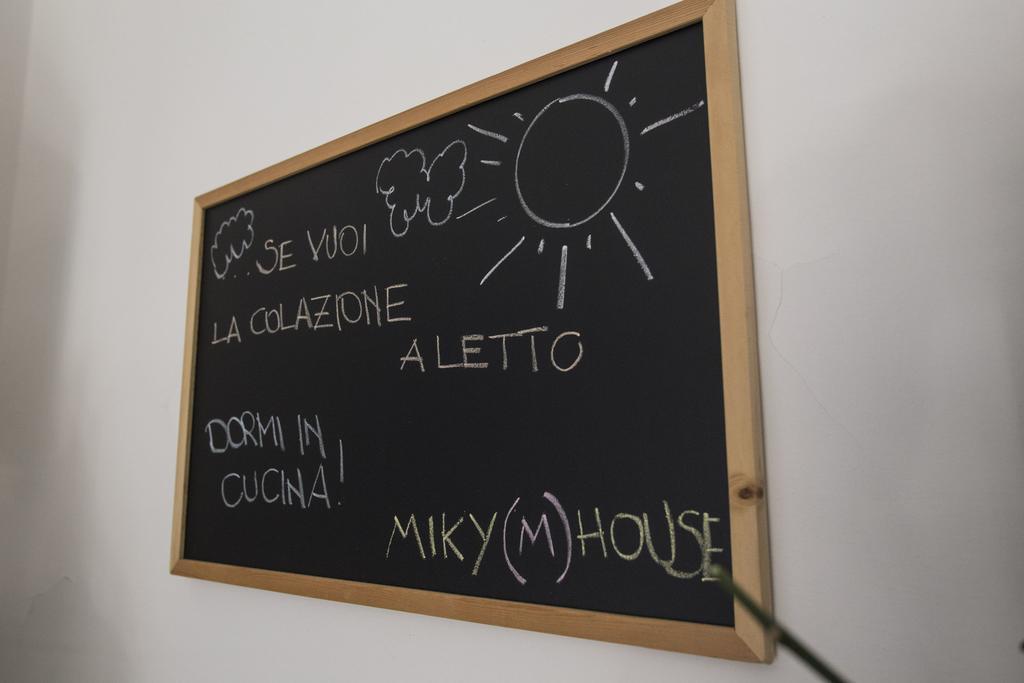 Miky M House B&B Каляри Екстериор снимка
